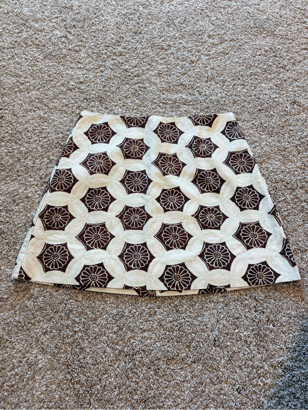NWT Julia Amory Brown & Cream Geometric Floral Print Mini Skirt Size S